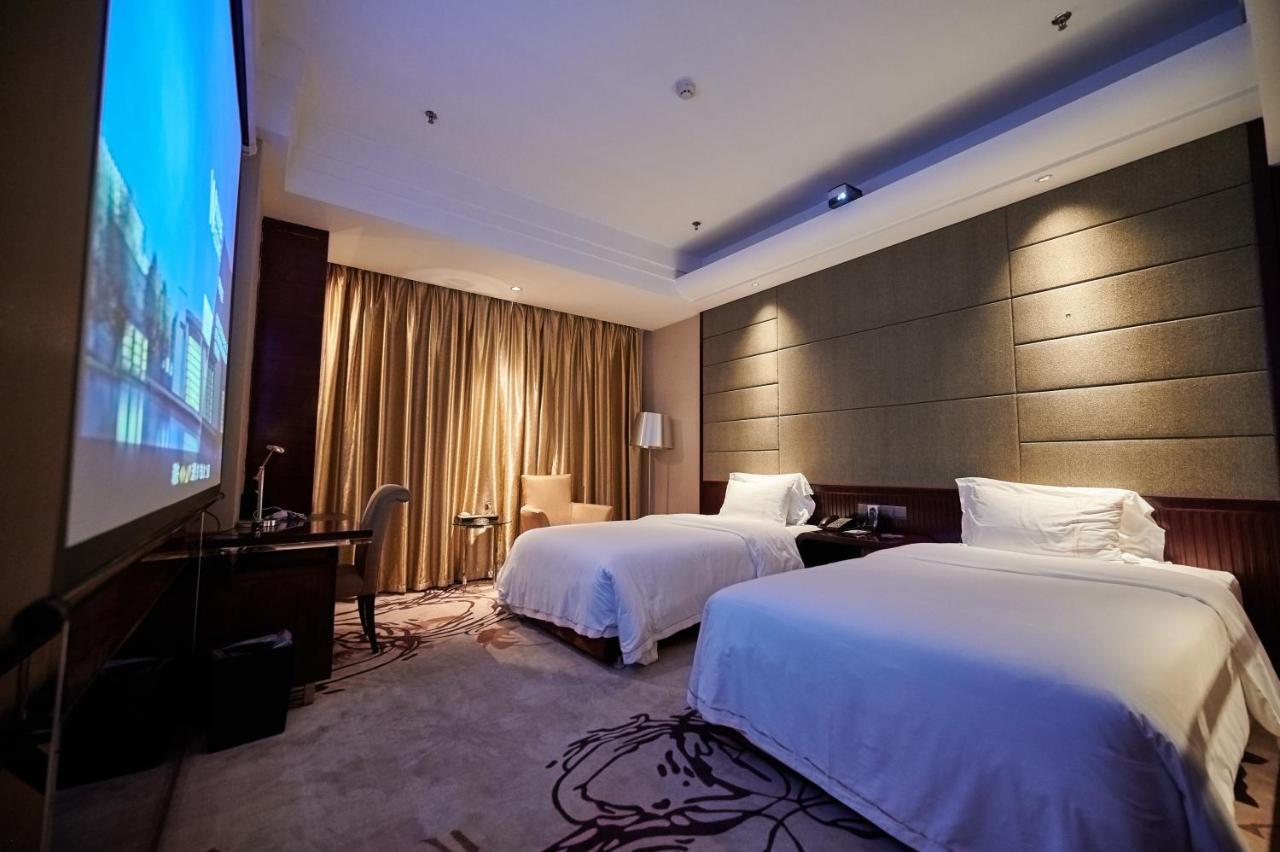 Foshan Jinlai Holiday Hotel Exterior photo
