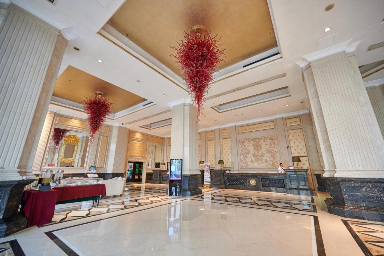 Foshan Jinlai Holiday Hotel Exterior photo